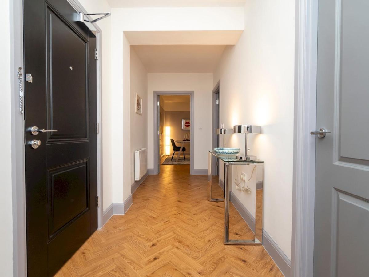 Апартаменты Pass The Keys Stunning 2 Bed Retreat In The Heart Of Бат Экстерьер фото